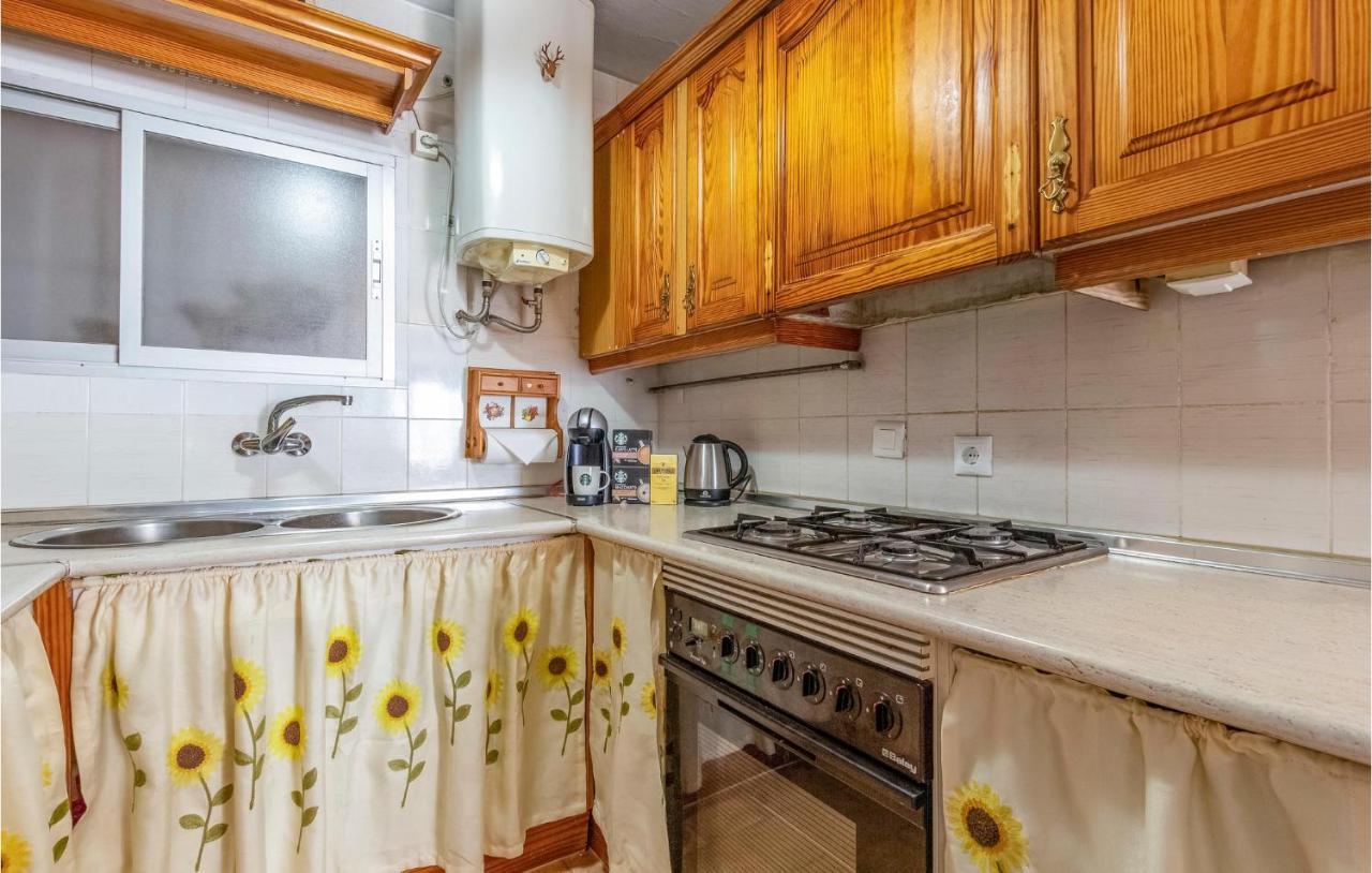 Cozy Apartment In Benalmadena With House Sea View Экстерьер фото