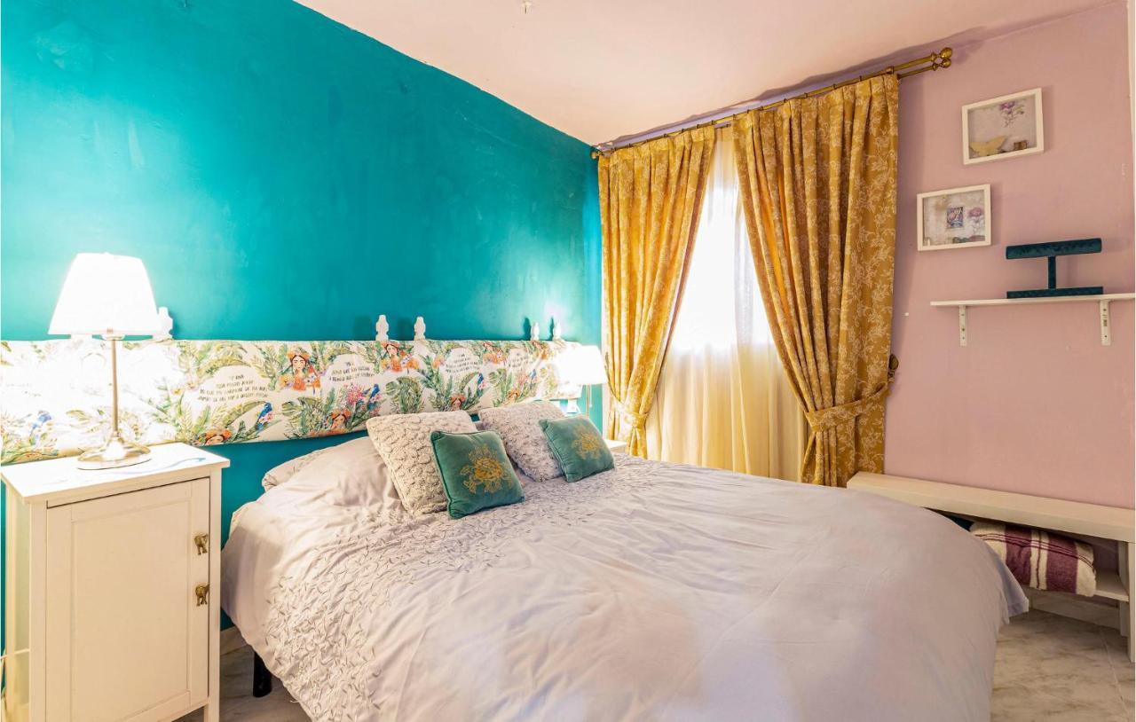 Cozy Apartment In Benalmadena With House Sea View Экстерьер фото